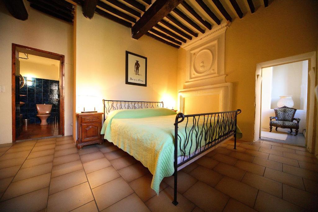 Belle De Nuit Bed & Breakfast Oppede Room photo